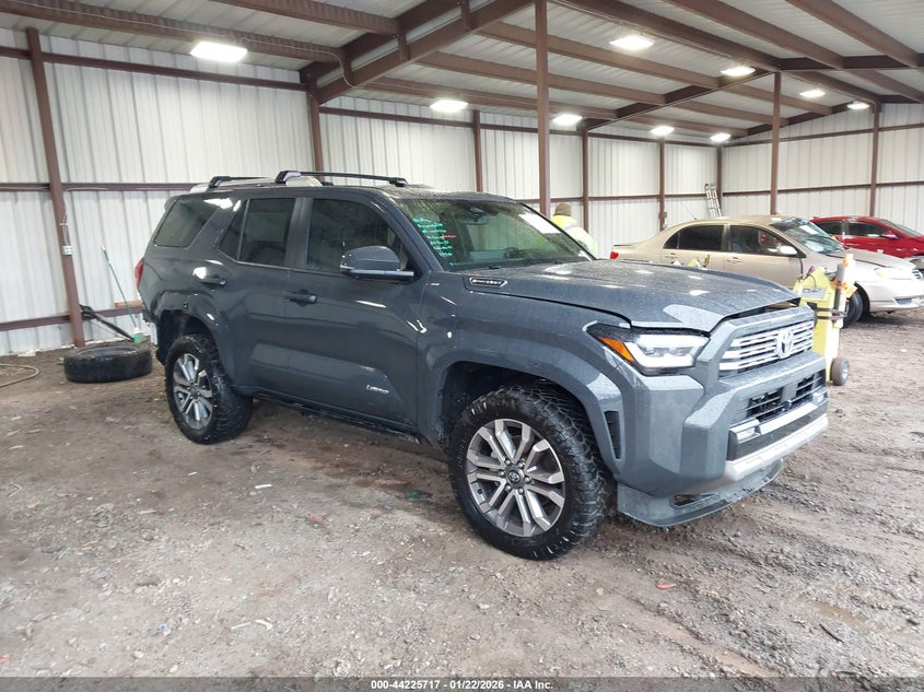 2025 Toyota 4runner VIN JTEVB5BR7S5007442 IAAI salvage auction — FRONT & REAR, Salvage Title, sold $33,250 on 2026-07-13 (photo 1)