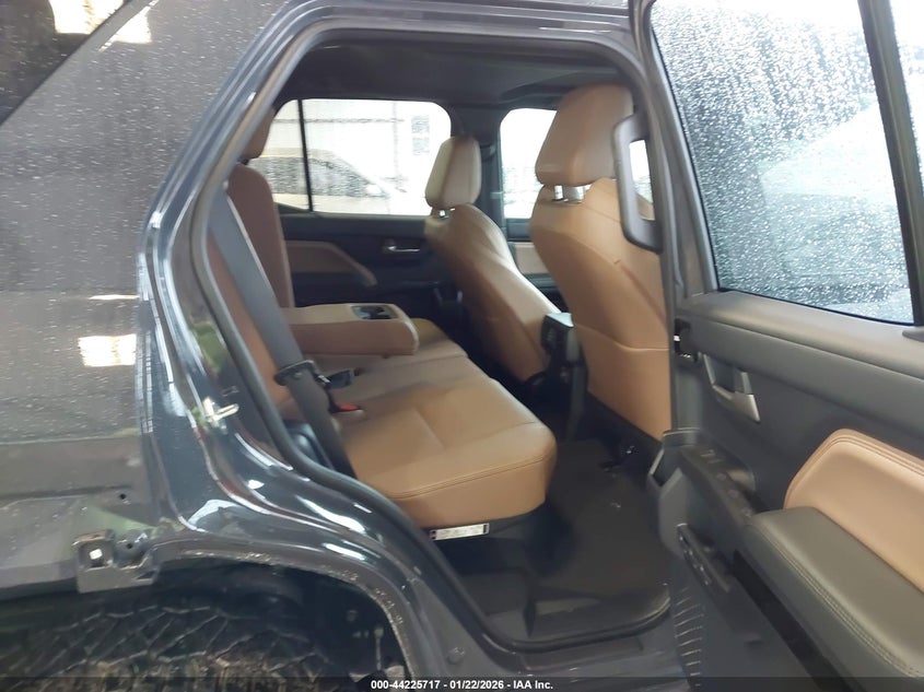 2025 Toyota 4runner VIN JTEVB5BR7S5007442 IAAI salvage auction — FRONT & REAR, Salvage Title, sold $33,250 on 2026-07-13 (photo 8)