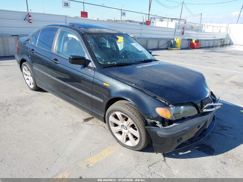 2003 BMW 3er VIN WBAAZ33433PH32533 IAAI salvage auction — FRONT END, Salvage (California), sold $650 on 2026-08-29 (photo 1)