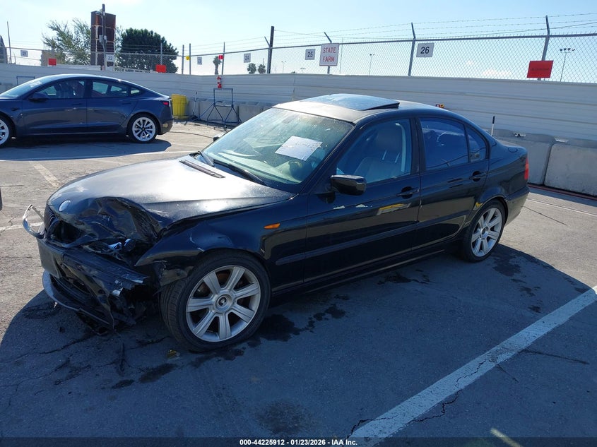 2003 BMW 3er VIN WBAAZ33433PH32533 IAAI salvage auction — FRONT END, Salvage (California), sold $650 on 2026-08-29 (photo 2)