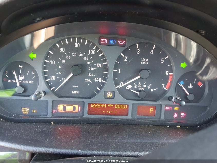 2003 BMW 3er VIN WBAAZ33433PH32533 IAAI salvage auction — FRONT END, Salvage (California), sold $650 on 2026-08-29 (photo 7)