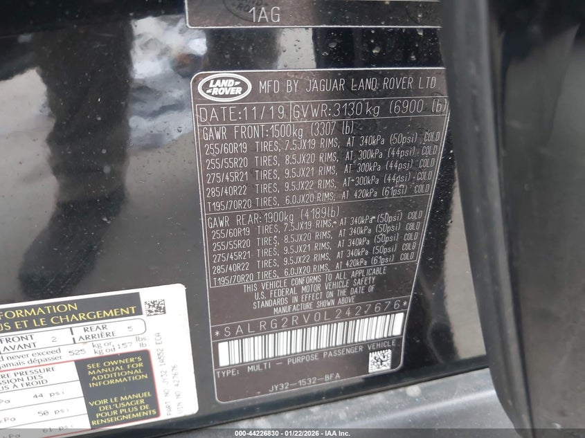 2020 Land rover Discovery VIN SALRG2RV0L2427676 IAAI salvage auction — WATER/FLOOD, Salvage (Texas), sold $5,950 on 2026-07-31 (photo 9)