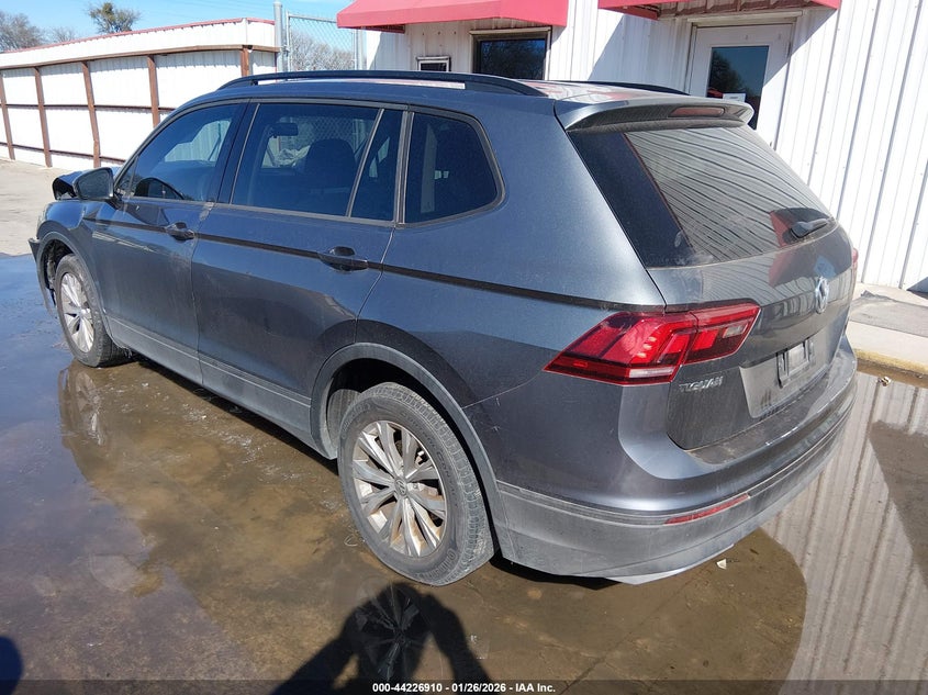 2018 Volkswagen Tiguan VIN 3VV1B7AX8JM060160 IAAI salvage auction — FRONT END, Salvage Title, sold $900 on 2026-07-11 (photo 3)