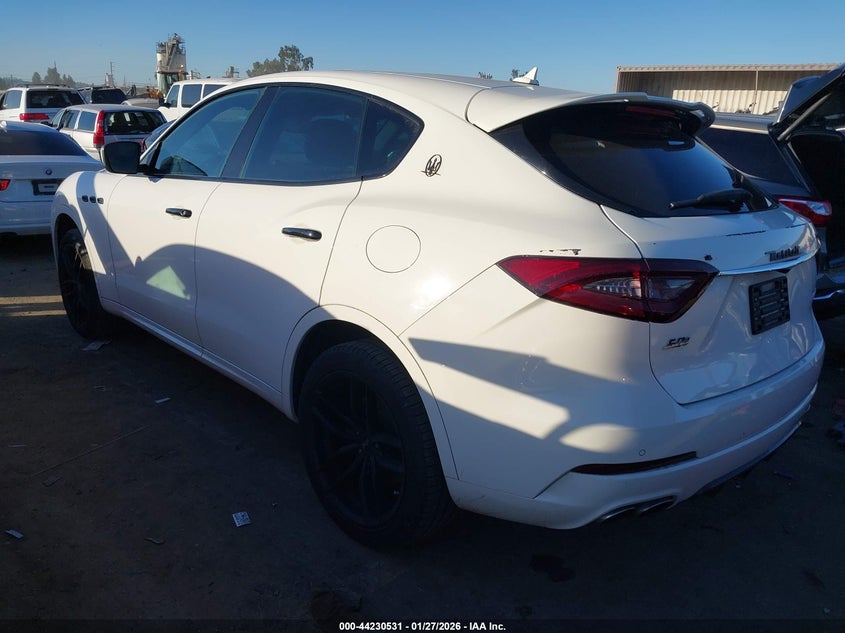 2020 Maserati Levante VIN ZN661YUA4LX344742 IAAI salvage auction — RIGHT FRONT, Salvage Title, sold $11,450 on 2026-07-06 (photo 3)