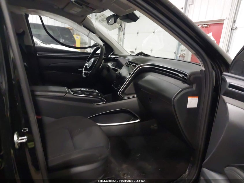 2022 Hyundai Tucson hybrid VIN KM8JFCA1XNU081029 IAAI salvage auction — LEFT SIDE, Salvage (Minnesota), sold $10,900 on 2026-07-15 (photo 5)