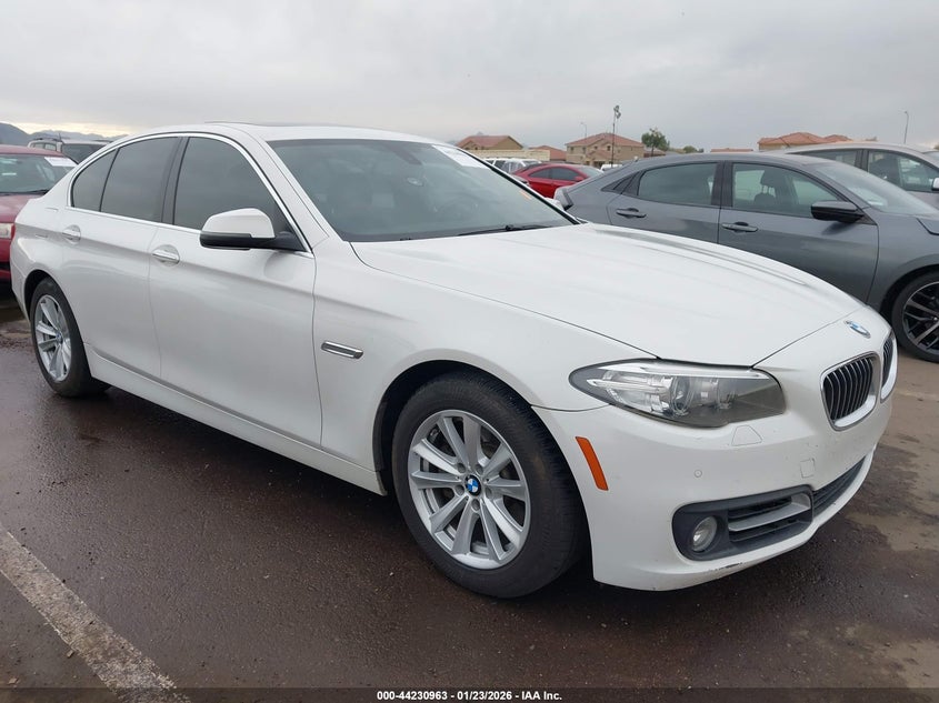 2016 BMW 5er VIN WBA5A5C50GD527575 IAAI salvage auction — LEFT SIDE, Salvage Title, sold $3,500 on 2026-07-14 (photo 1)