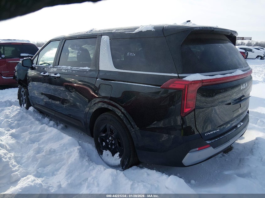 2025 Kia Carnival VIN KNDNB5K3XS6532313 IAAI salvage auction — LEFT FRONT, Salvage Title, sold $18,175 on 2026-07-15 (photo 3)