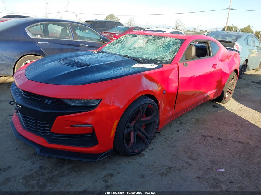 2019 Chevrolet Camaro VIN 1G1FE1R74K0153090 IAAI salvage auction — THEFT, Salvage Title, sold $8,600 on 2026-07-30 (photo 2)