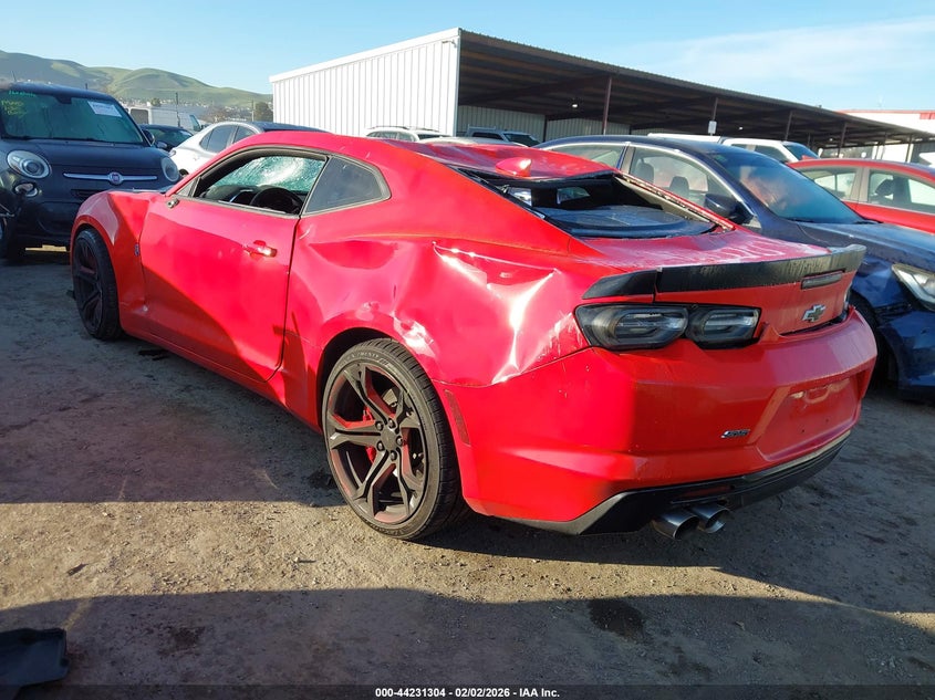 2019 Chevrolet Camaro VIN 1G1FE1R74K0153090 IAAI salvage auction — THEFT, Salvage Title, sold $8,600 on 2026-07-30 (photo 3)