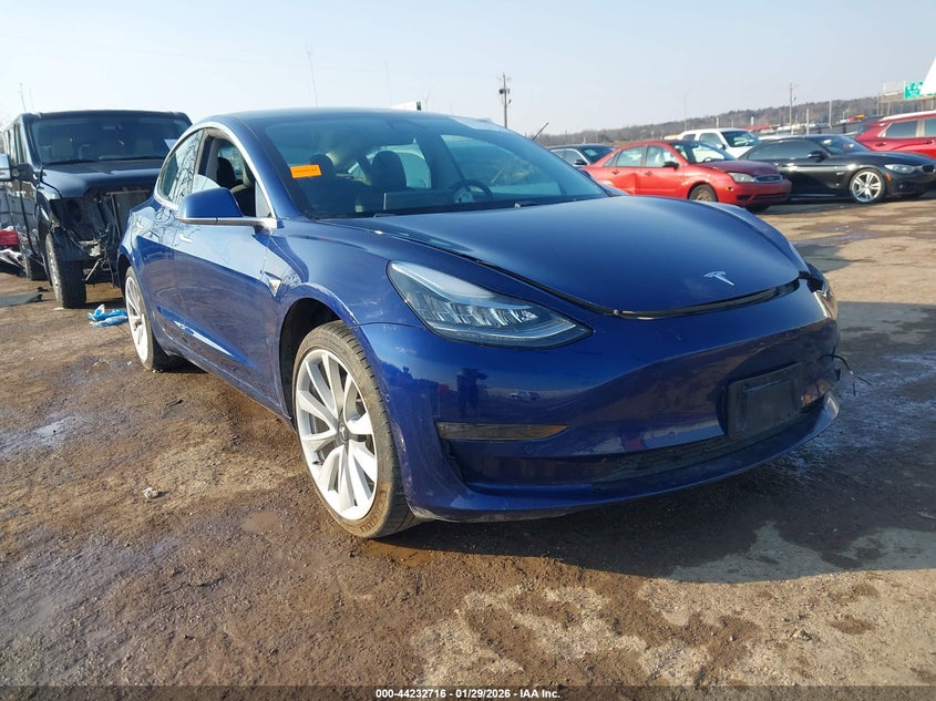 2020 Tesla Model 3 VIN 5YJ3E1EB7LF735613 — IAAI salvage auction photo