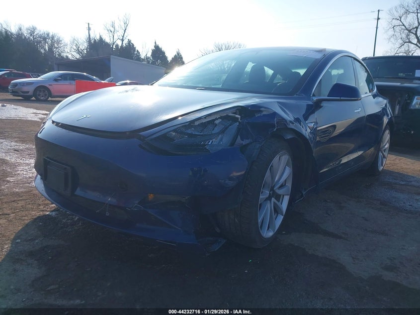 2020 Tesla Model 3 VIN 5YJ3E1EB7LF735613 IAAI salvage auction — RIGHT FRONT, Salvage (Oklahoma), sold $7,600 on 2026-07-05 (photo 2)