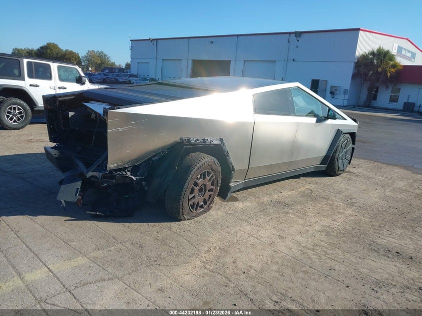 2024 Tesla Cybertruck VIN 7G2CEHEDXRA035498 IAAI salvage auction — REAR END, Other, sold $11,100 on 2026-07-22 (photo 4)