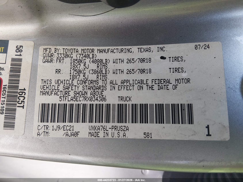 2024 Toyota Tundra VIN 5TFLA5EC7RX034306 IAAI salvage auction — EXTERIOR BURN, Salvage (New Jersey), sold $4,550 on 2026-07-06 (photo 9)