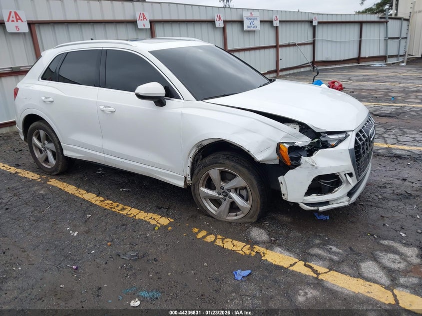 2021 Audi Q3 VIN WA1AUCF36M1065859 IAAI salvage auction — RIGHT FRONT, Salvage (Texas), sold $5,300 on 2026-07-29 (photo 1)
