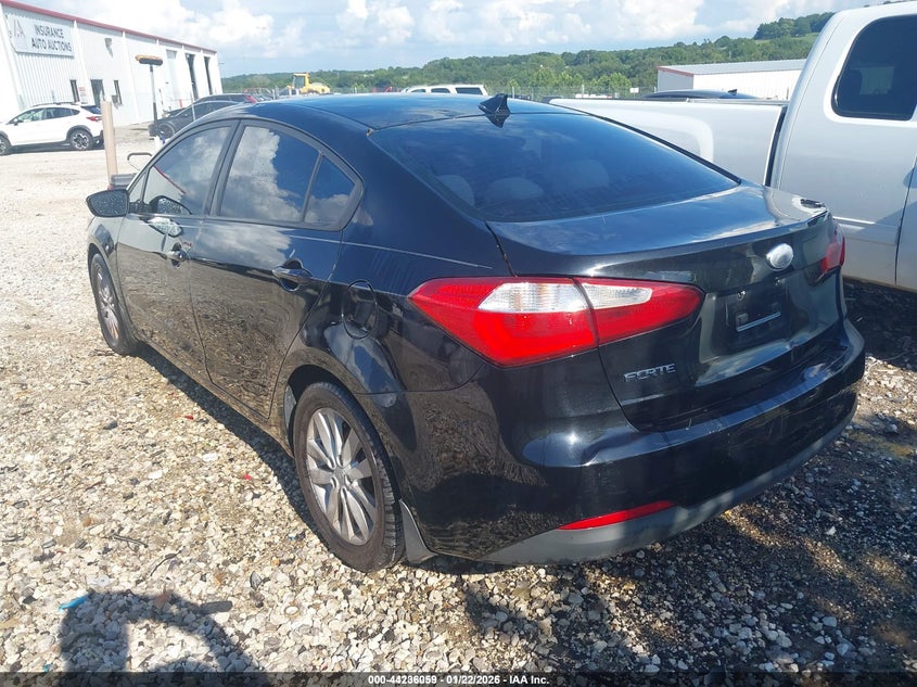 2014 Kia Forte VIN KNAFX4A64E5148160 IAAI salvage auction — HAIL, Clear (Arkansas), sold $550 on 2026-07-16 (photo 3)