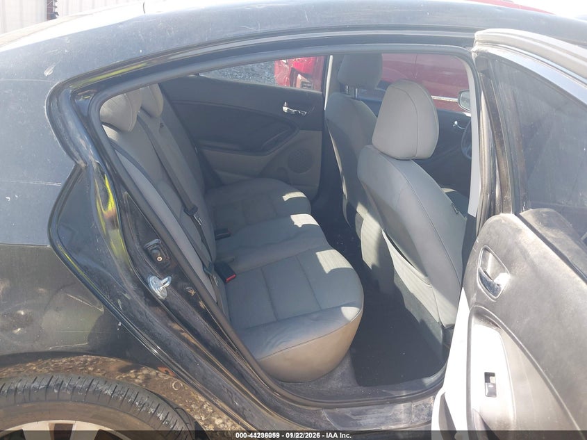 2014 Kia Forte VIN KNAFX4A64E5148160 IAAI salvage auction — HAIL, Clear (Arkansas), sold $550 on 2026-07-16 (photo 8)