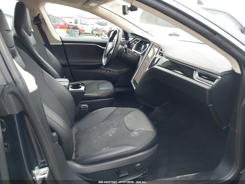 2013 Tesla Model s VIN 5YJSA1CN2DFP21138 IAAI salvage auction — FRONT END, Salvage Title, sold $4,400 on 2026-07-09 (photo 5)