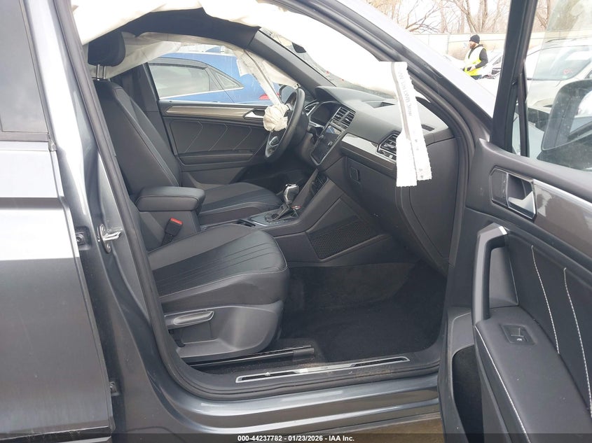 2023 Volkswagen Tiguan VIN 3VVCB7AX5PM065429 IAAI salvage auction — FRONT END, Salvage (Utah), sold $6,400 on 2026-07-09 (photo 5)