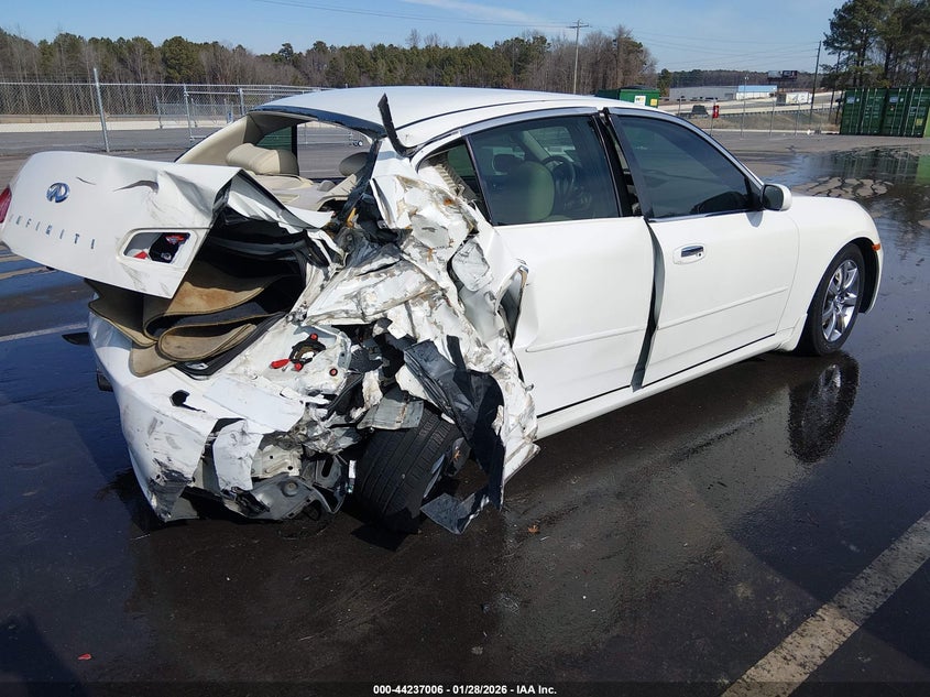 2005 Infiniti G VIN JNKCV51E15M212717 IAAI salvage auction — REAR END, Junk Receipt (North Carolina), sold $375 on 2026-07-15 (photo 4)
