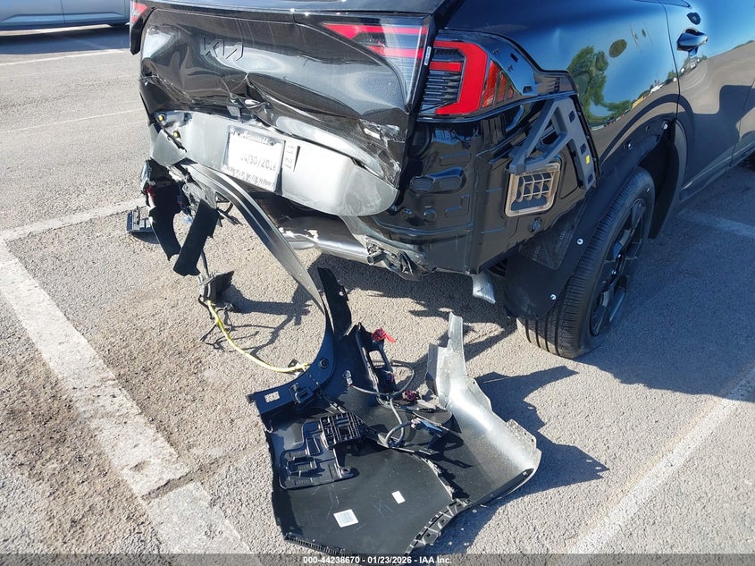 2026 Kia Sportage VIN KNDPVDDG0T7293800 IAAI salvage auction — REAR END, Salvage (Hawaii), sold $11,325 on 2026-07-14 (photo 6)