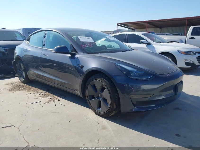 2023 Tesla Model 3 VIN 5YJ3E1EAXPF664386 IAAI salvage auction — REAR END, Salvage Title, sold $9,550 on 2026-07-21 (photo 1)