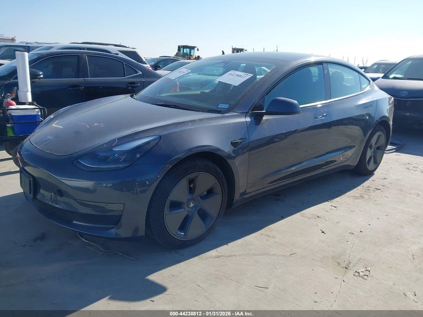 2023 Tesla Model 3 VIN 5YJ3E1EAXPF664386 IAAI salvage auction — REAR END, Salvage Title, sold $9,550 on 2026-07-21 (photo 2)