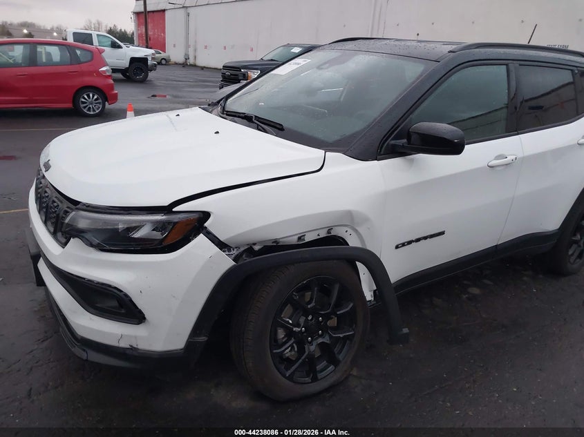 2024 Jeep Compass VIN 3C4NJDBN4RT166945 IAAI salvage auction — SIDE, Salvage (Oregon), sold $8,500 on 2026-08-27 (photo 6)