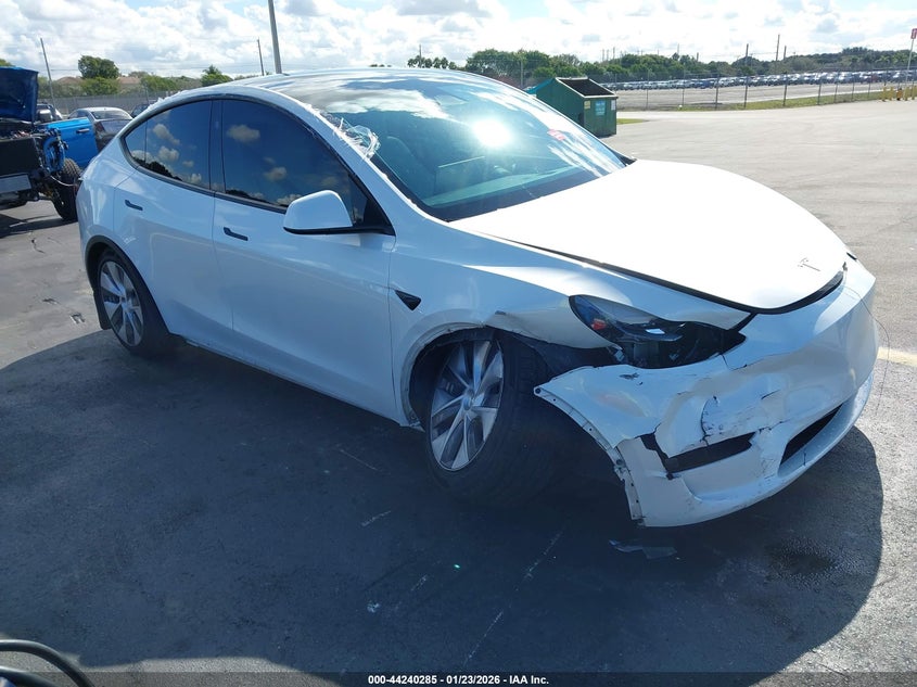 2023 Tesla Model y VIN 7SAYGAEE1PF789444 IAAI salvage auction — RIGHT FRONT, Other, sold $8,775 on 2026-07-16 (photo 1)