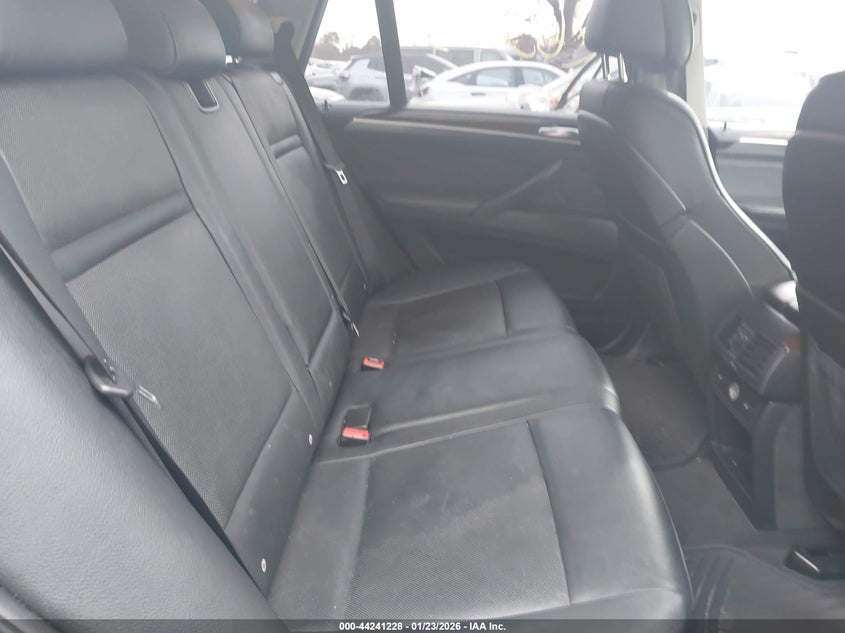 2010 BMW X5 VIN 5UXFE8C52AL310506 IAAI salvage auction — FRONT & REAR, Bill Of Sale (New York), sold $2,275 on 2026-07-07 (photo 8)