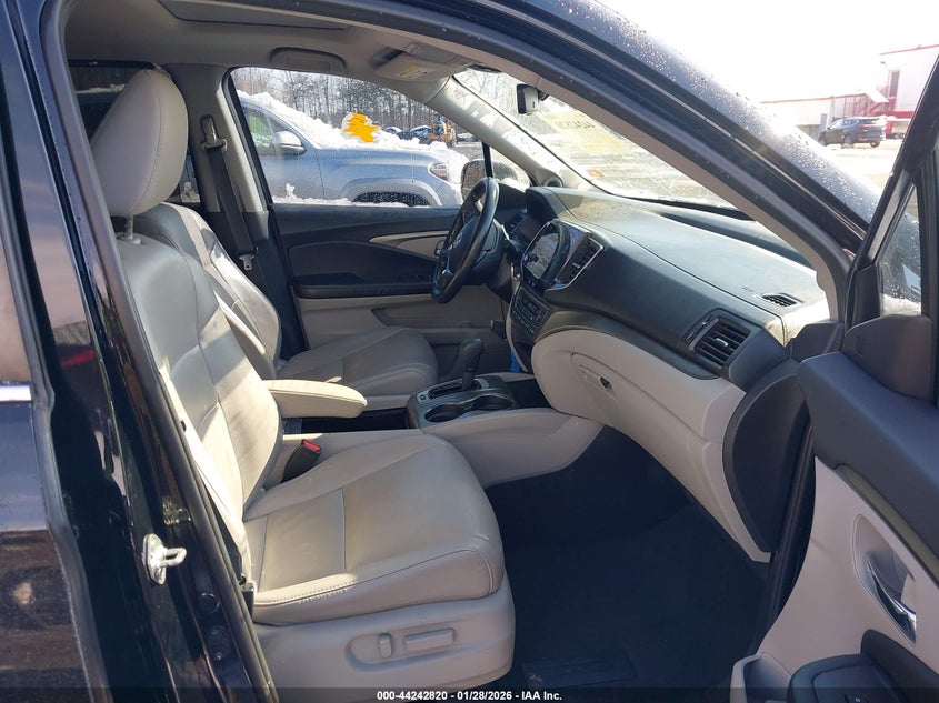 2019 Honda Pilot VIN 5FNYF6H56KB093051 IAAI salvage auction — REAR END, Salvage (Virginia), sold $4,950 on 2026-07-31 (photo 5)