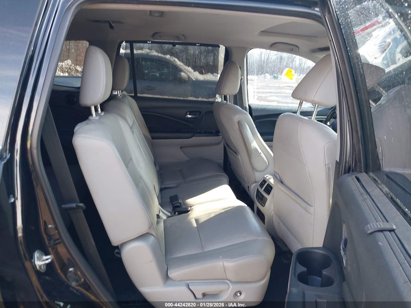2019 Honda Pilot VIN 5FNYF6H56KB093051 IAAI salvage auction — REAR END, Salvage (Virginia), sold $4,950 on 2026-07-31 (photo 8)