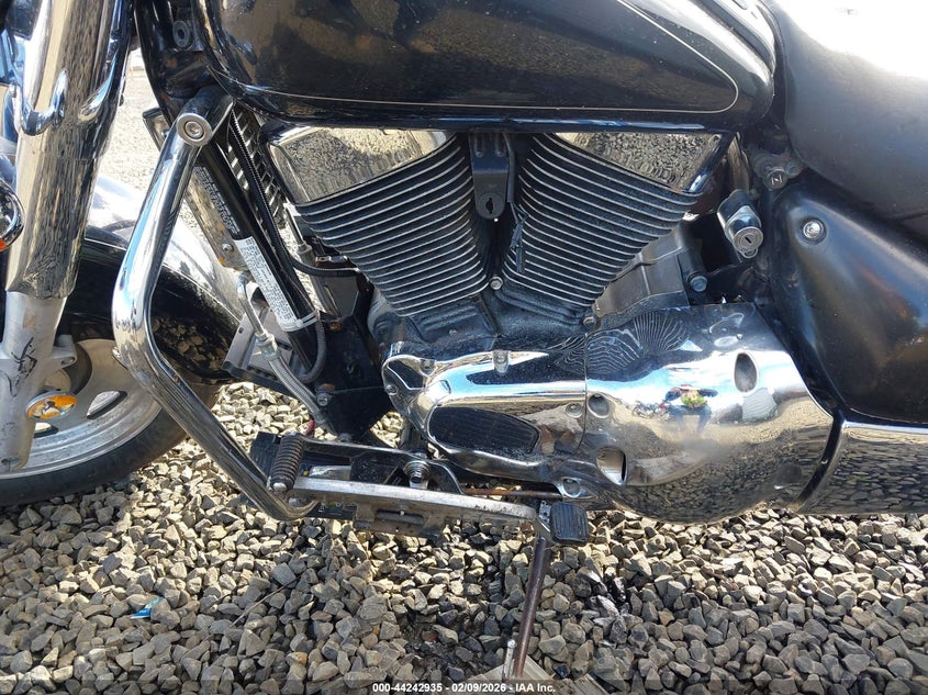 2001 Suzuki Vl1500 VIN JS1VY51A212101320 IAAI salvage auction — FRONT & REAR, Salvage (Oregon), sold $50 on 2026-09-21 (photo 9)