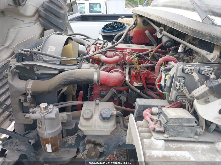 2018 VIN 1FVACWFC7JHJS8033 IAAI salvage auction — NORMAL WEAR, Clear (California), sold $29,150 on 2026-08-26 (photo 9)
