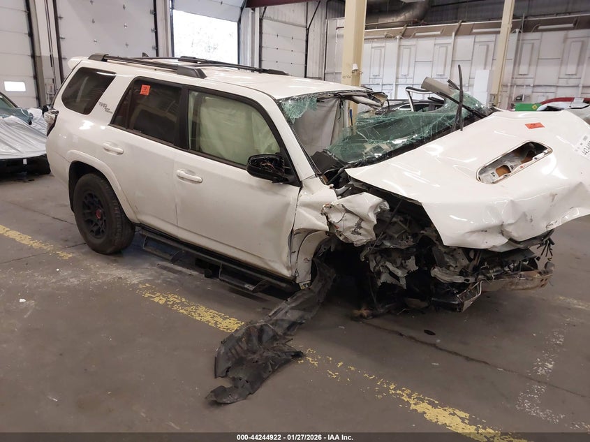 2024 Toyota 4runner VIN JTEPU5JR5R6238834 IAAI salvage auction — BIO HAZARD, Salvage Title, sold $1,250 on 2026-07-09 (photo 1)