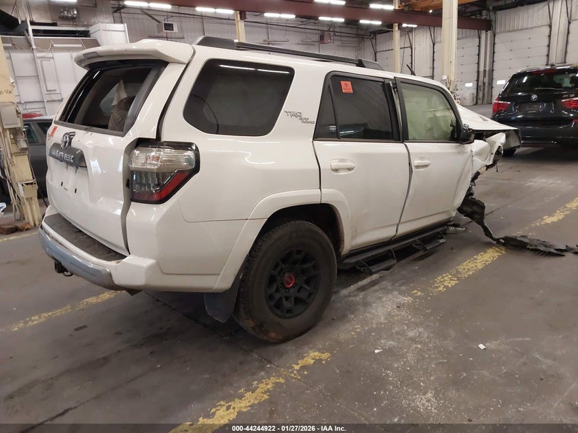 2024 Toyota 4runner VIN JTEPU5JR5R6238834 IAAI salvage auction — BIO HAZARD, Salvage Title, sold $1,250 on 2026-07-09 (photo 4)