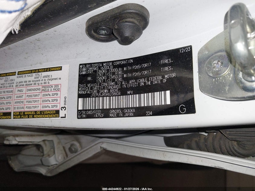 2024 Toyota 4runner VIN JTEPU5JR5R6238834 IAAI salvage auction — BIO HAZARD, Salvage Title, sold $1,250 on 2026-07-09 (photo 9)