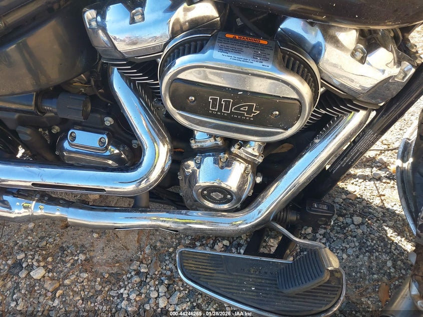 2021 Harley-davidson Fat boy VIN 1HD1YGK19MB067443 IAAI salvage auction — ALL OVER, Wait Title, sold $6,200 on 2026-09-16 (photo 8)