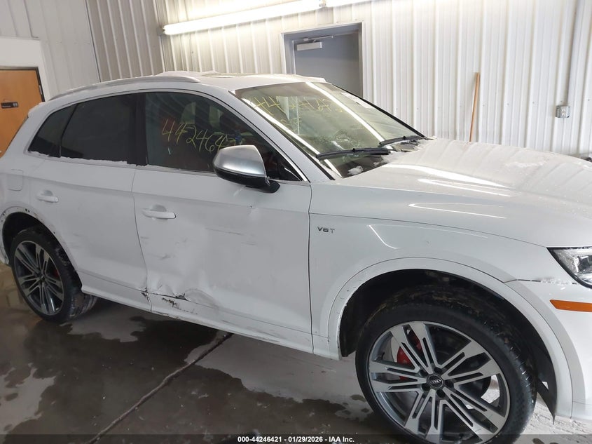 2018 Audi Sq5 VIN WA1C4AFY0J2139307 IAAI salvage auction — RIGHT SIDE, Clear (Indiana), sold $10,800 on 2026-07-29 (photo 6)