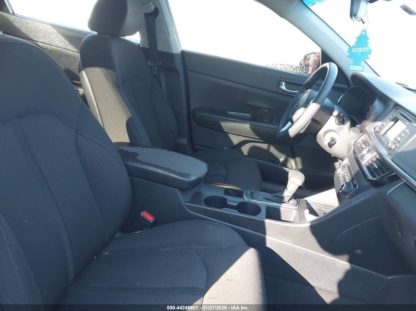 2016 Kia Optima VIN 5XXGT4L34GG040139 IAAI salvage auction — SIDE, Salvage (Idaho), sold $925 on 2026-07-21 (photo 5)