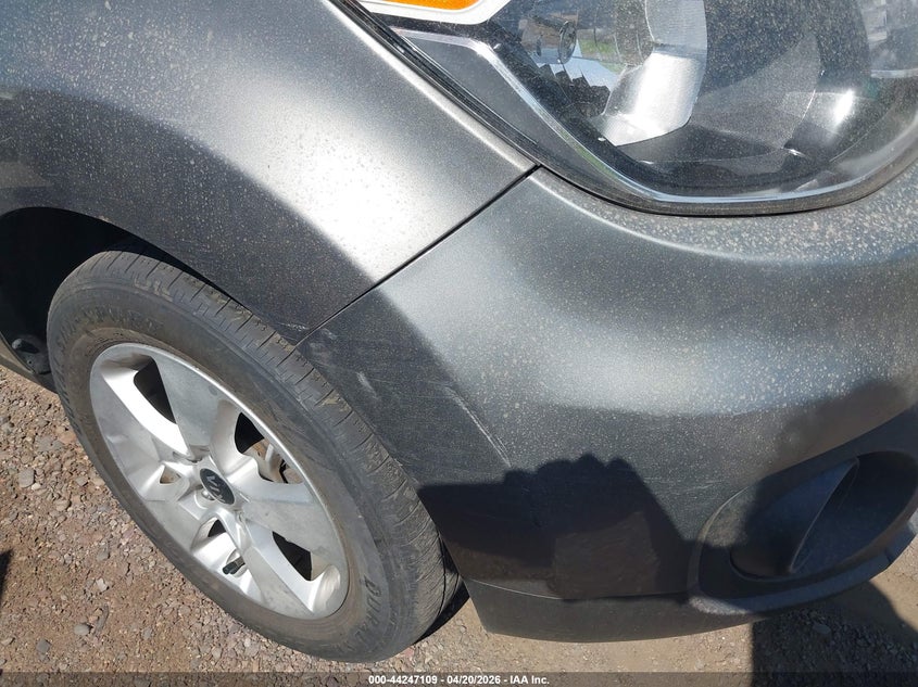 2017 Kia Soul VIN KNDJN2A21H7497578 IAAI salvage auction — RIGHT FRONT, Clear (Missouri), sold $675 on 2026-07-28 (photo 6)