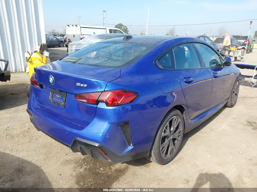 2025 BMW 2er VIN WBA23GG05S7S77541 IAAI salvage auction — FRONT END, Salvage (California), sold $15,100 on 2026-08-27 (photo 4)