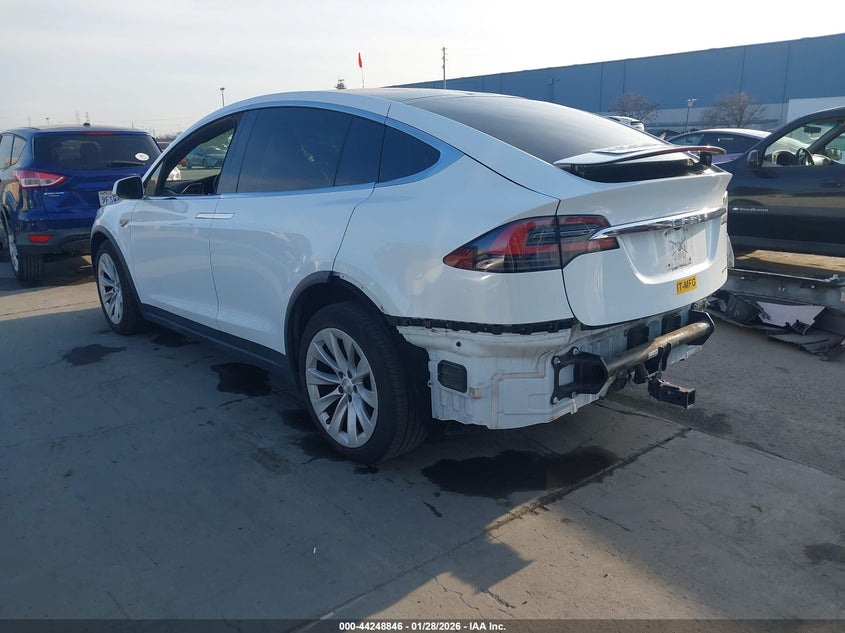 2016 Tesla Model x VIN 5YJXCBE44GF000544 IAAI salvage auction — REAR END, Salvage Title, sold $25 on 2026-07-27 (photo 3)