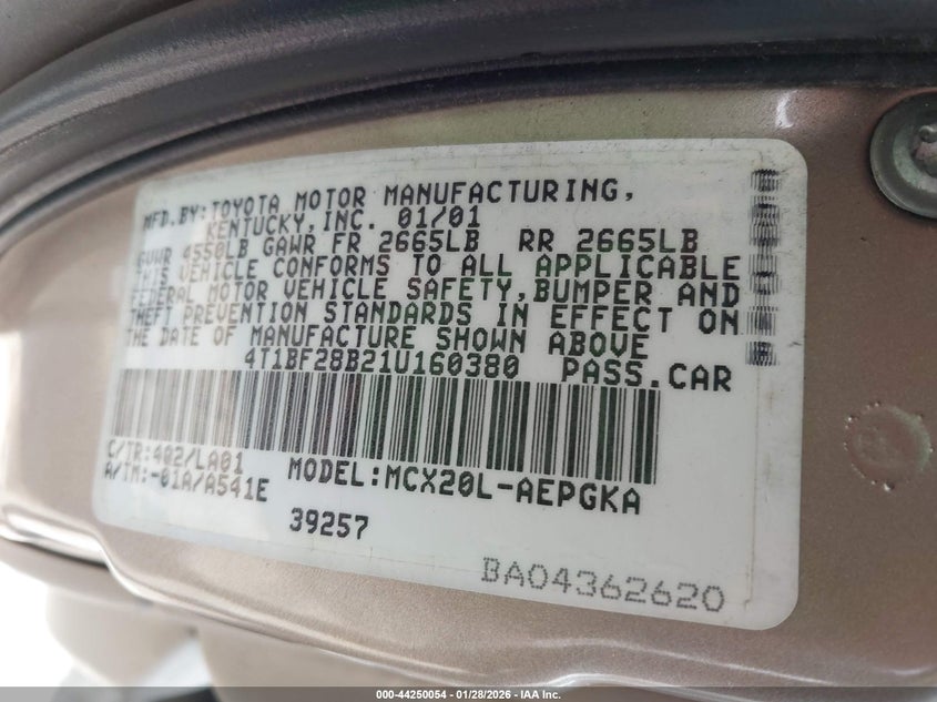 2001 Toyota Avalon VIN 4T1BF28B21U160380 IAAI salvage auction — NORMAL WEAR, Salvage (California), sold $600 on 2026-07-09 (photo 9)