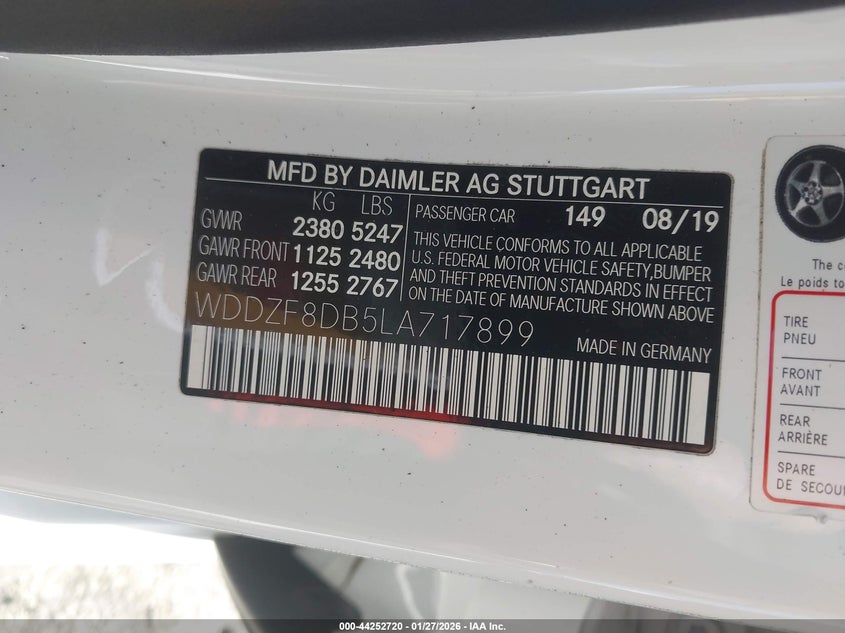 2020 Mercedes-benz E-klasse VIN WDDZF8DB5LA717899 IAAI salvage auction — TOTAL BURN, Salvage Title, sold $2,000 on 2026-09-10 (photo 9)