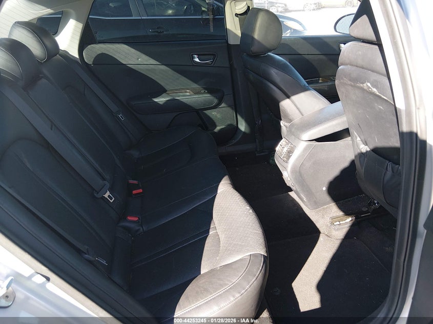 2018 Kia Optima VIN 5XXGU4L30JG270278 IAAI salvage auction — FRONT END, Salvage Title, sold $1,300 on 2026-07-23 (photo 8)