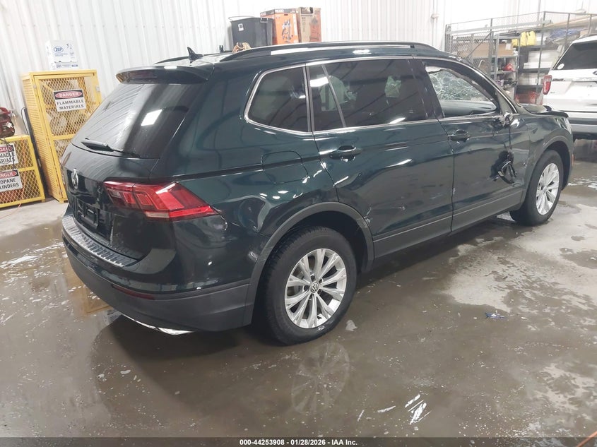 2019 Volkswagen Tiguan VIN 3VV3B7AX4KM092503 IAAI salvage auction — ROLLOVER, Salvage (Kansas), sold $500 on 2026-07-31 (photo 4)