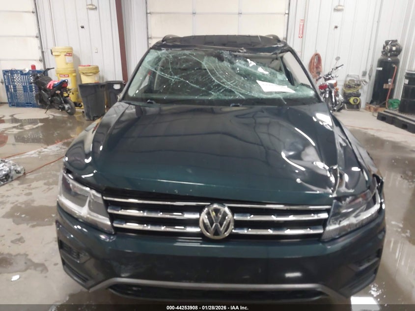 2019 Volkswagen Tiguan VIN 3VV3B7AX4KM092503 IAAI salvage auction — ROLLOVER, Salvage (Kansas), sold $500 on 2026-07-31 (photo 6)