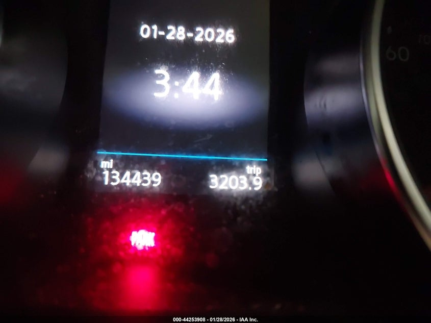 2019 Volkswagen Tiguan VIN 3VV3B7AX4KM092503 IAAI salvage auction — ROLLOVER, Salvage (Kansas), sold $500 on 2026-07-31 (photo 7)