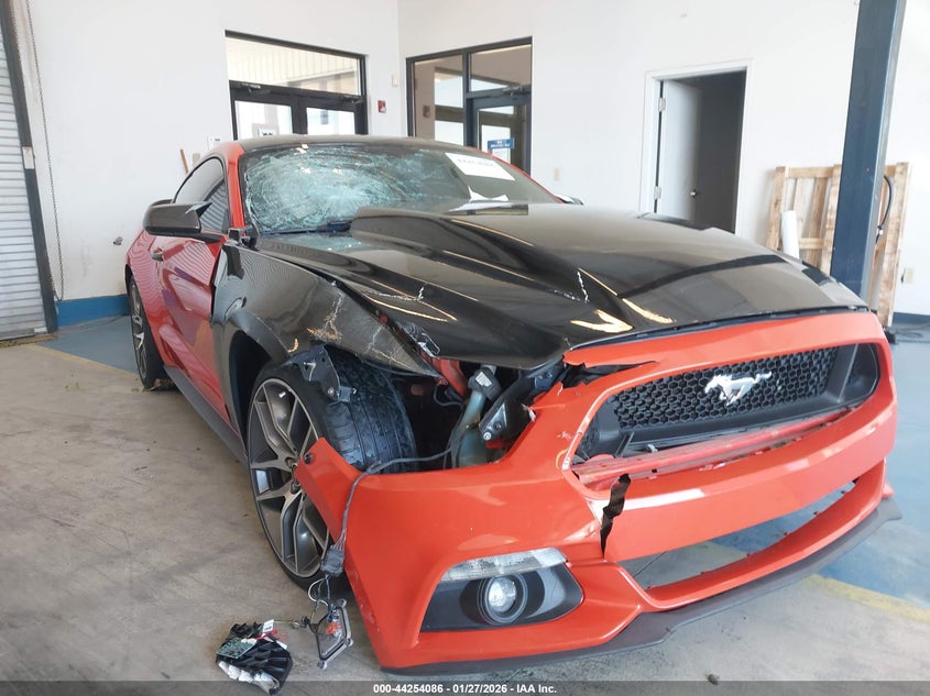 2015 Ford Mustang VIN 1FA6P8CF1F5332020 IAAI salvage auction — RIGHT FRONT, Salvage Title, sold $7,000 on 2026-08-01 (photo 6)