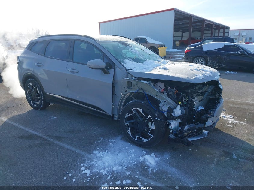 2025 Kia Sportage VIN 5XYK53DF3SG250078 IAAI salvage auction — FRONT END, Salvage (Indiana), sold $11,300 on 2026-07-23 (photo 1)